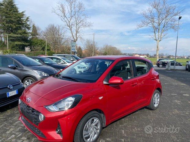 HYUNDAI i10 1.0 MPI Advanced