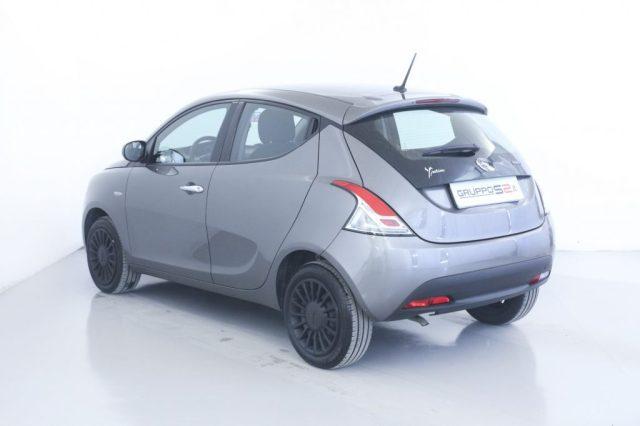 LANCIA Ypsilon 1.0 FireFly 5 porte S&S Hybrid Silver NEOPATENTATI