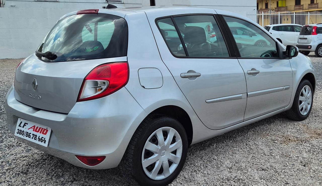 Renault Clio 1.2 16V 5 porte Live!