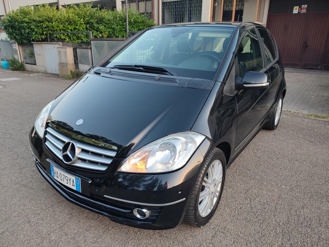 MERCEDES CLASSE A160 BENZINA AUTOMATICA POCHI KM