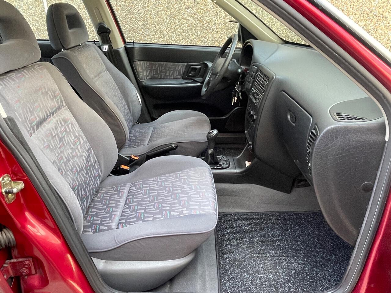SEAT CORDOBA 1995-1.6i-GLX-BENZINA-UNI PROP 66.000km