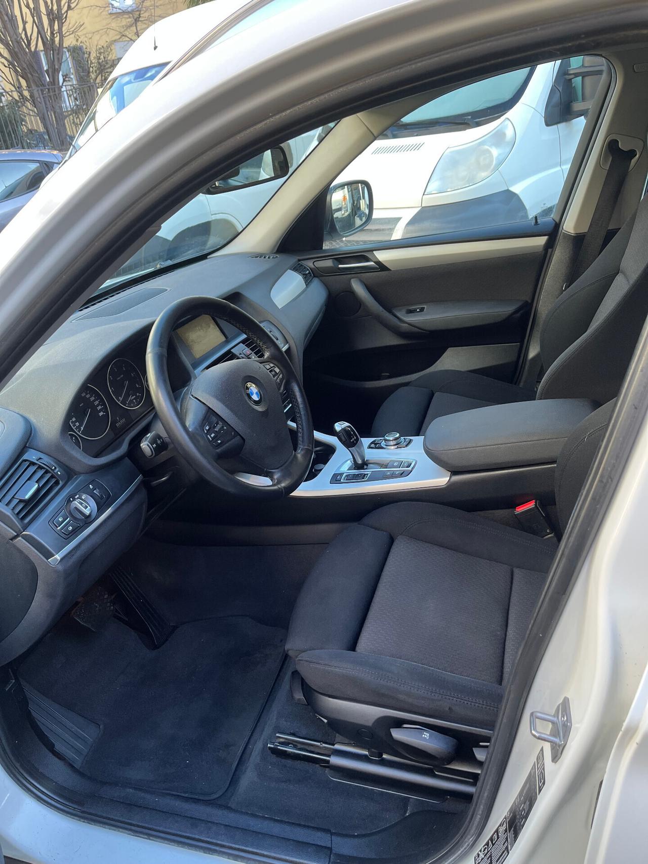 BMW X3 XDRIVE 20d FUTURA - CAMBIO AUTOMATICO - 4X4 - PREZZO PER COMMERCIANTI