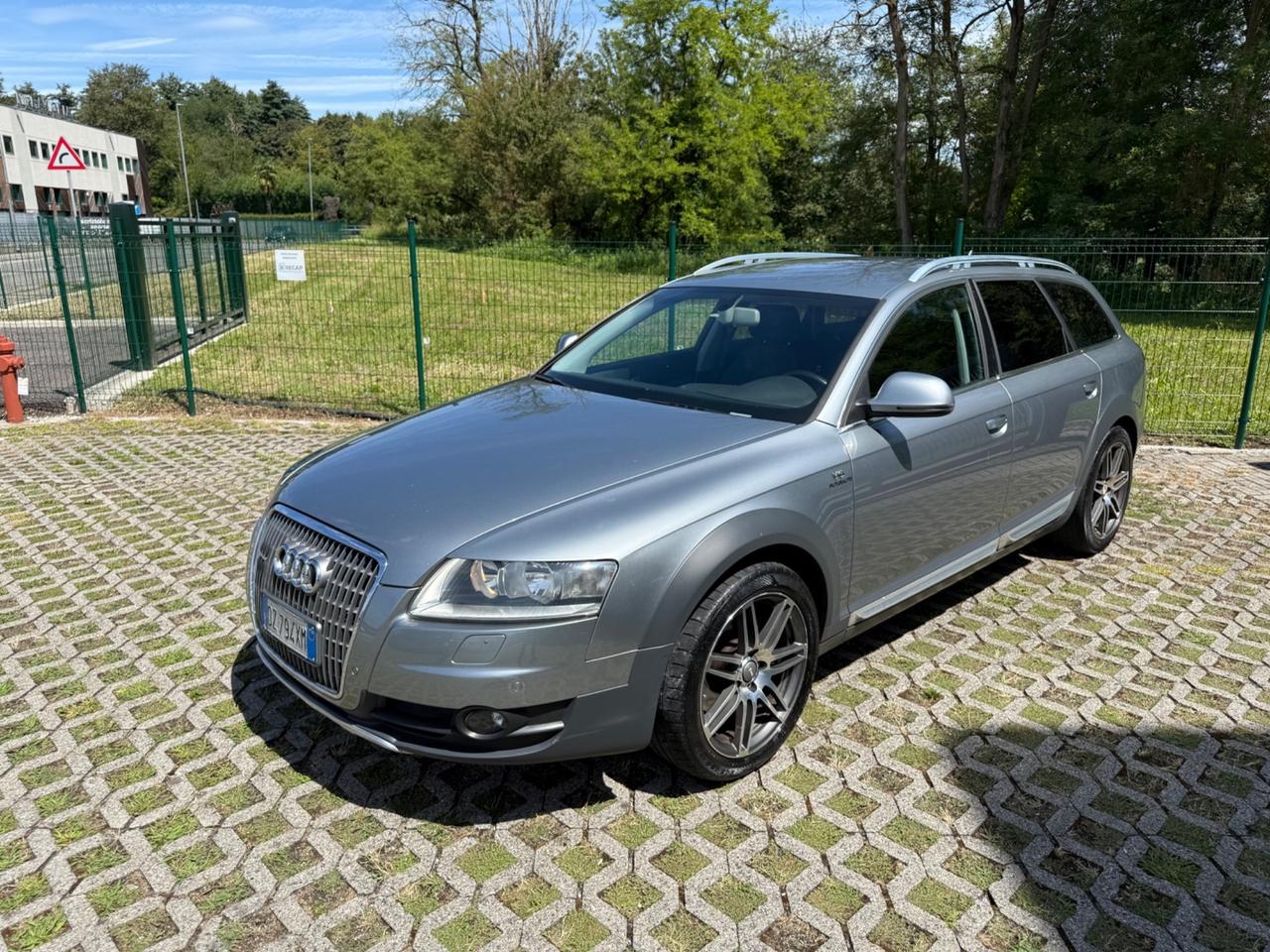 Audi A6 allroad 2.7 TDI 190 CV F.AP. tiptronic*Navi*Pelle