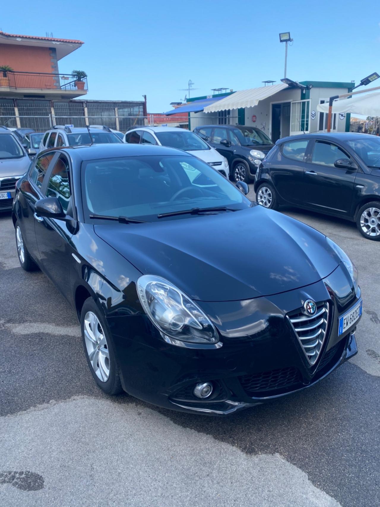 Alfa Romeo Giulietta 1.4 T-Jet GPL 2014 Full