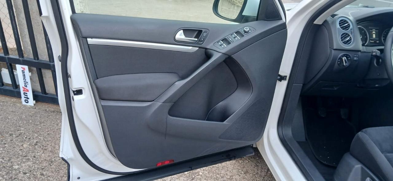 Volkswagen Tiguan 2.0 TDI 140 CV Sport & Style BlueMotion - 2013