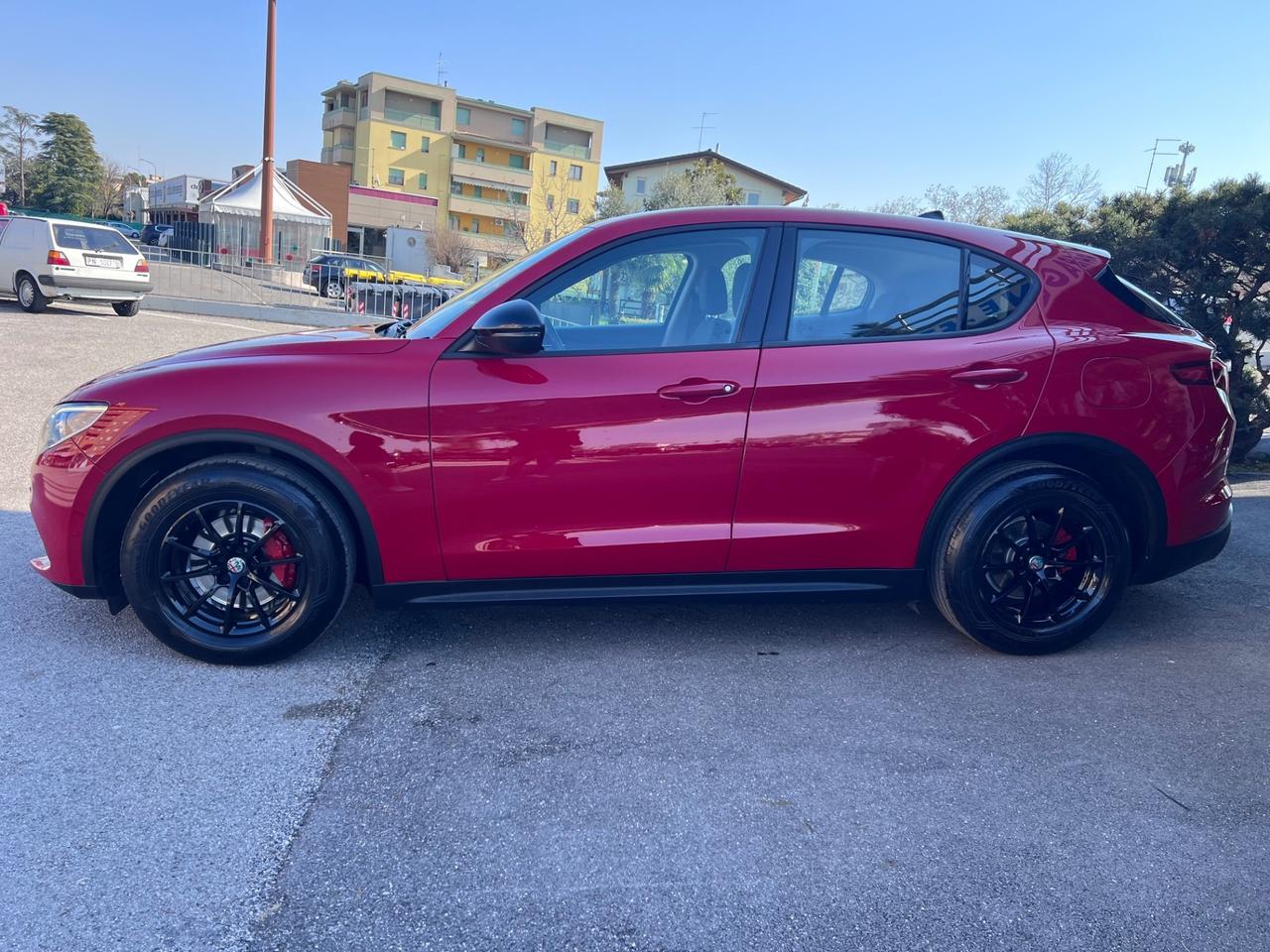 Alfa Romeo Stelvio 2.2 Turbodiesel 160 CV AT8 RWD Sport-Tech