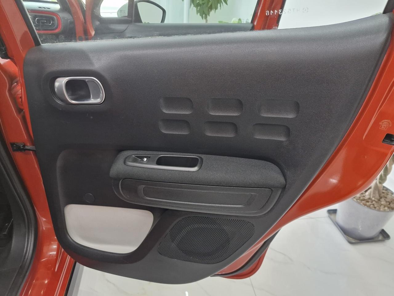 CITROEN C3 1.6 Blue&Hdi 75CV S&S Shine