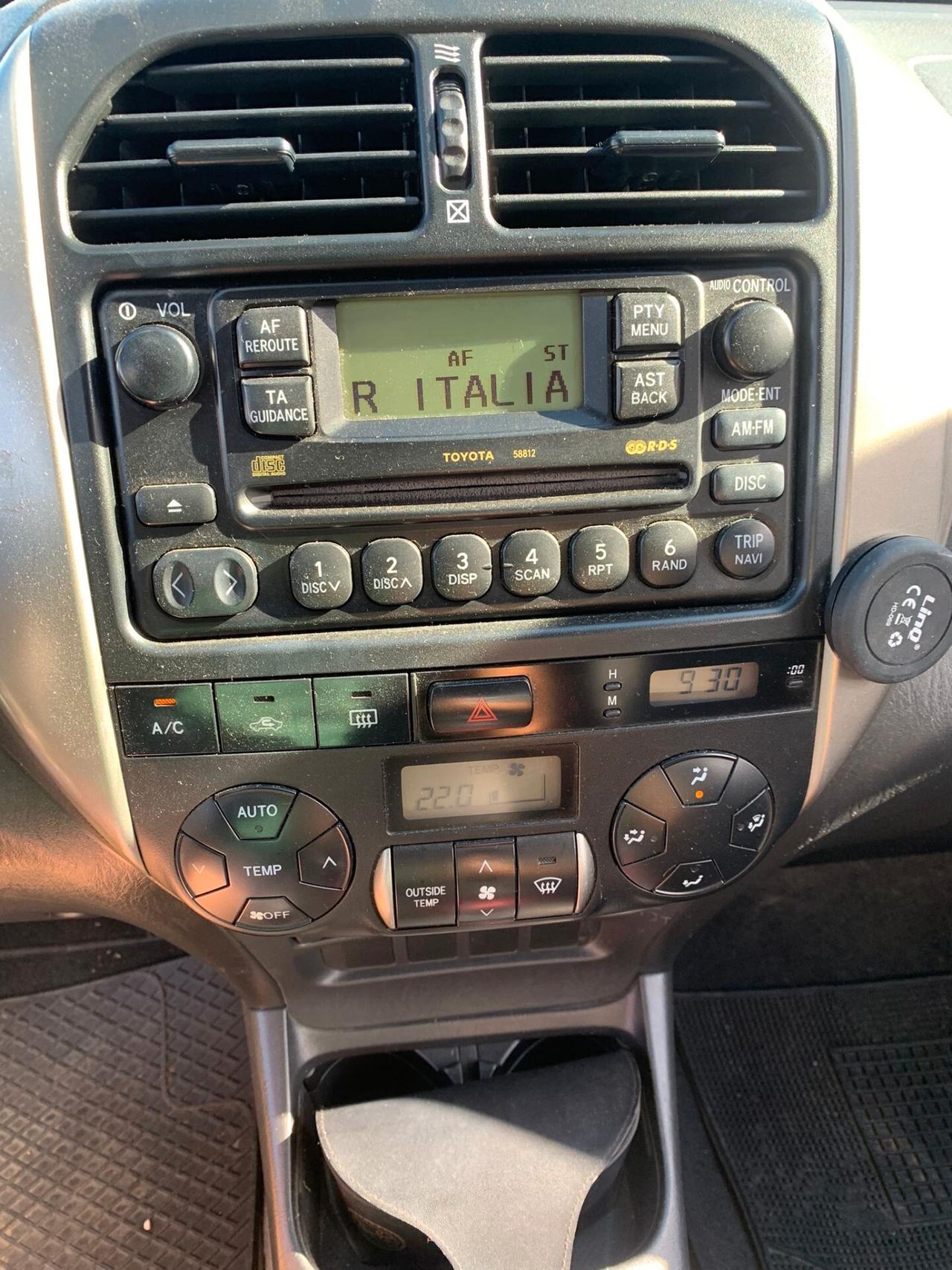 Toyota RAV 4 RAV4 2.0 Tdi D-4D cat 3 porte Sol