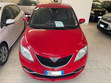 Lancia Y Ypsilon 5 p 1.2 GPL NUOVO DISTRIB + TAGLIANDO NEOPATENTATI