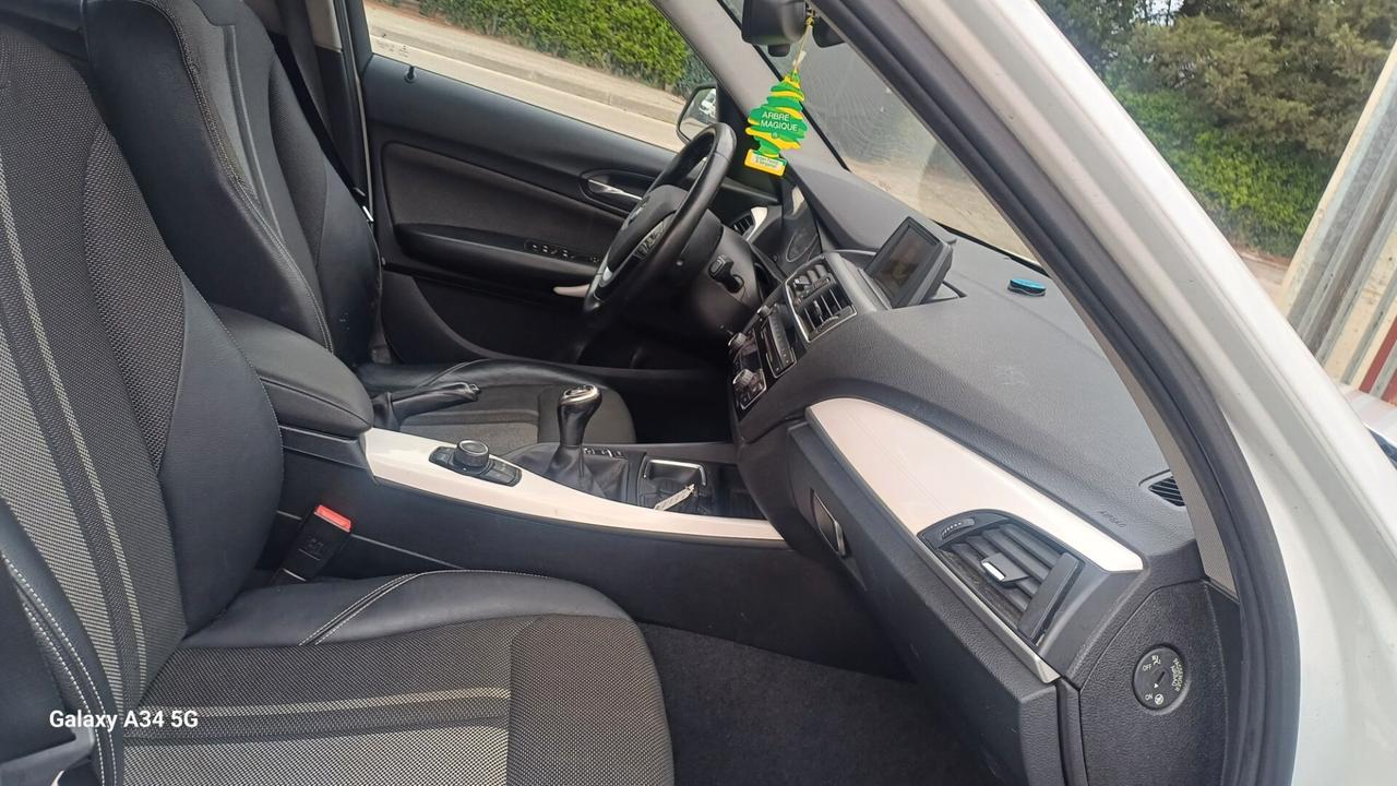Bmw 116d 5p. Sport
