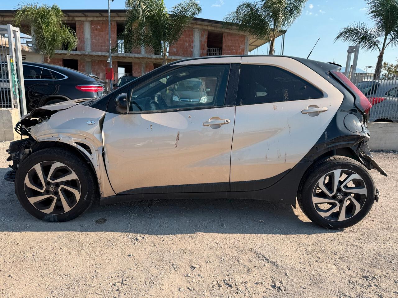 TOYOTA AYGO X 2023 1.0 BENZINA 72 CV *AIRB OK