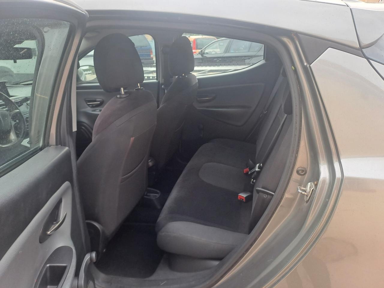 Lancia Ypsilon 1.2 69 CV 5 porte S&S -2014