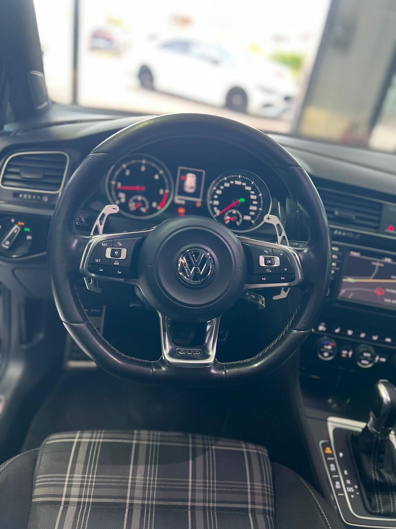 Volkswagen Golf GTD 2.0 TDI DSG 5p. BlueMotion Technology