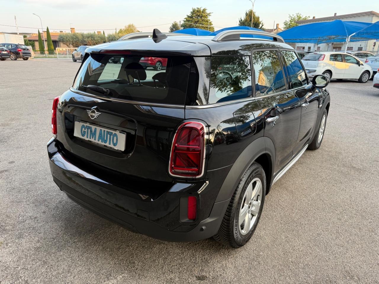 Mini Cooper Countryman 1.5 One - Automatica