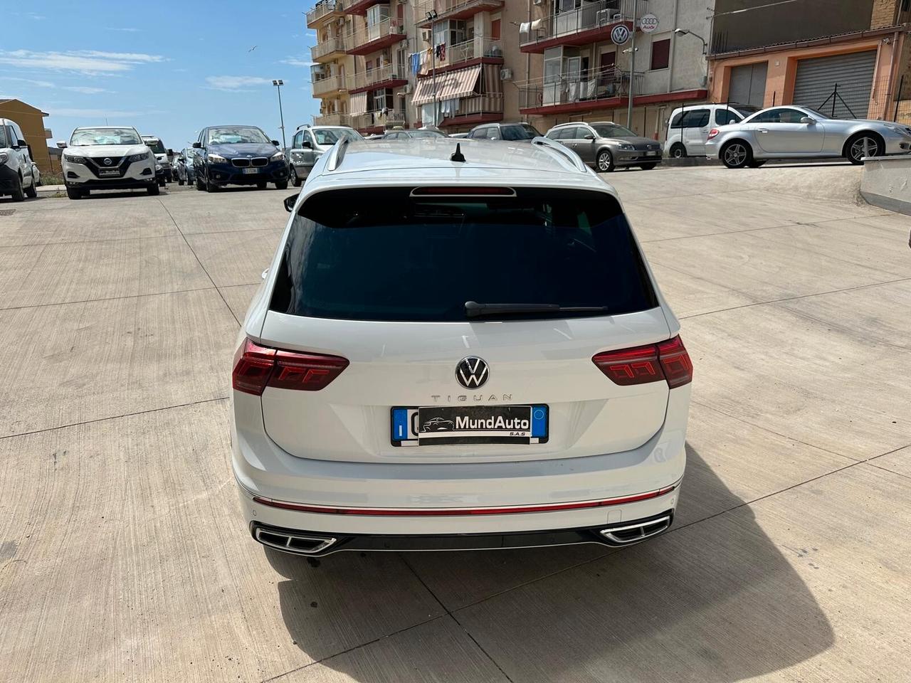Volkswagen Tiguan 2.0 TDI 150 CV SCR DSG 4MOTION R-Line