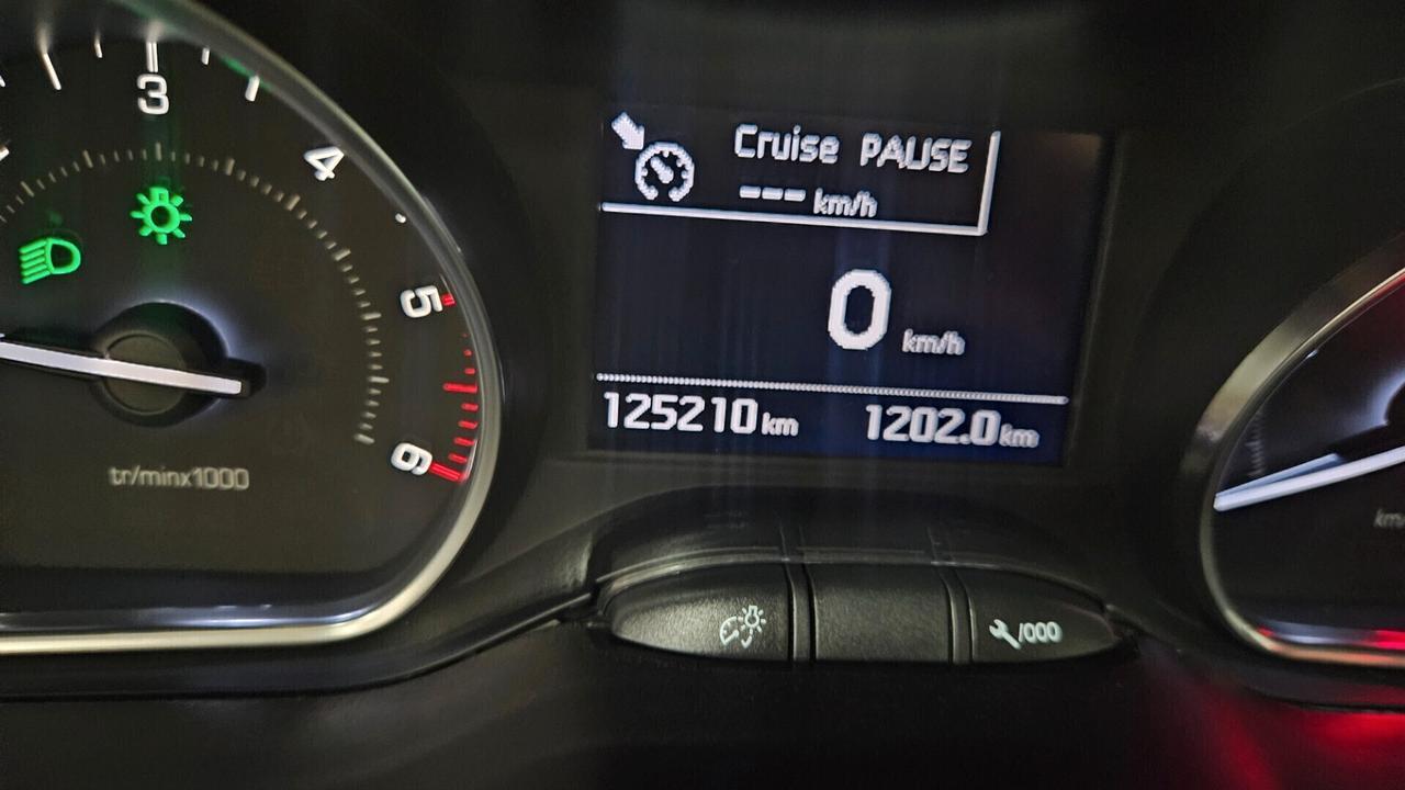 Peugeot 208 BlueHDi 75 5 porte Allure