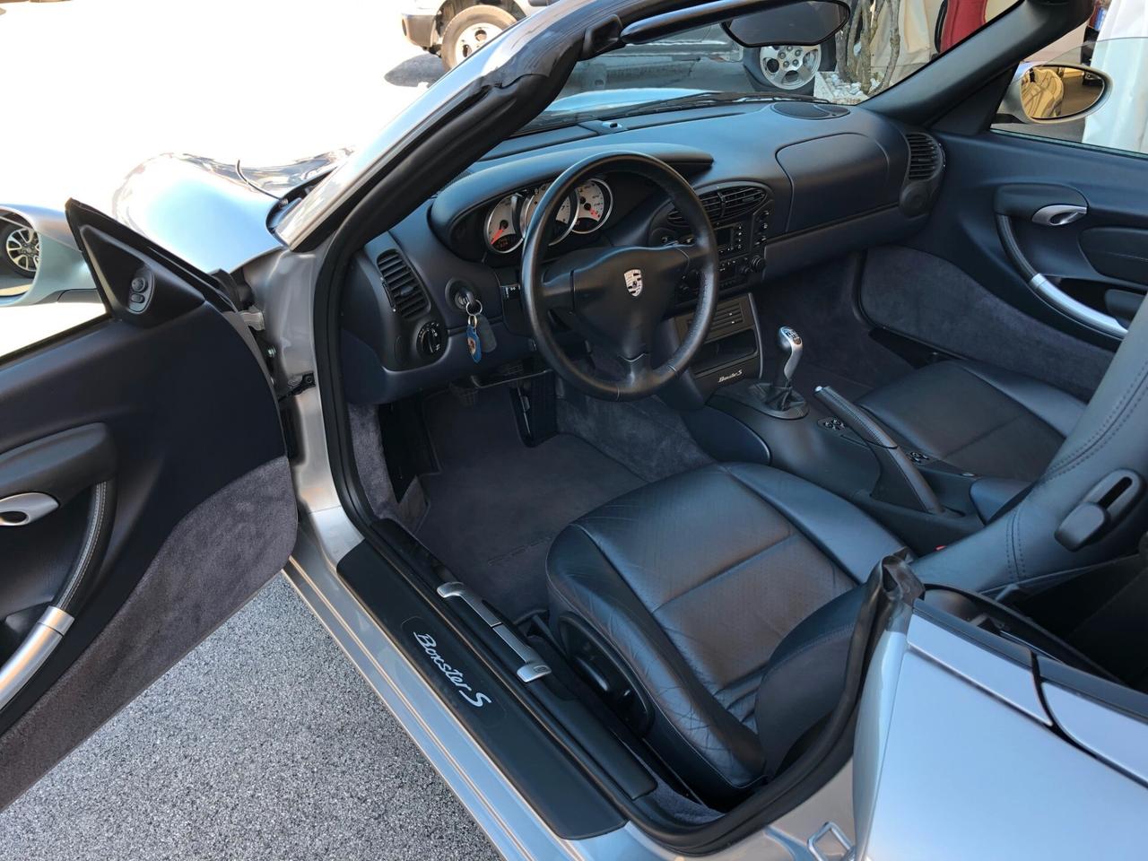Porsche Boxster 3.2i 24V cat S 26400 km