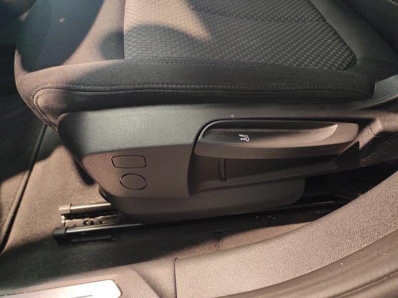 BMW Serie 1 (F40) - 116d 5p. Business Advantage