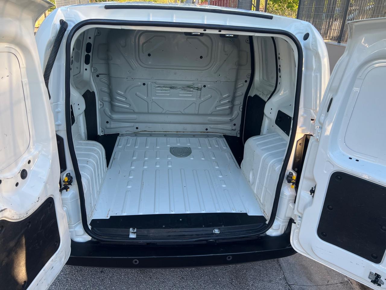Fiat Fiorino 1.3 Multijet 95CV Cargo Adventure 2018