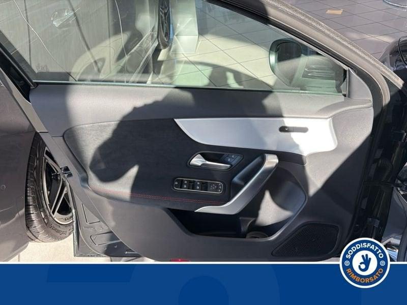 Mercedes-Benz Classe A 180d Automatic AMG Line Premium