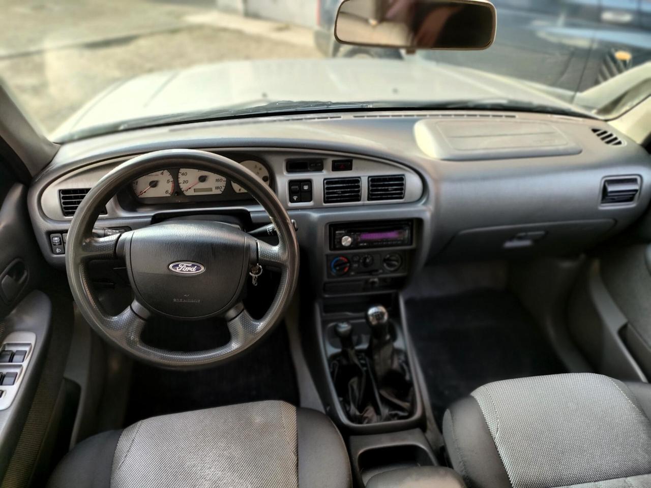 Ford Ranger 2.5 TD Double Cab