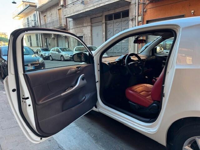 Toyota iQ 1.0 Sol - Cambio Automatico