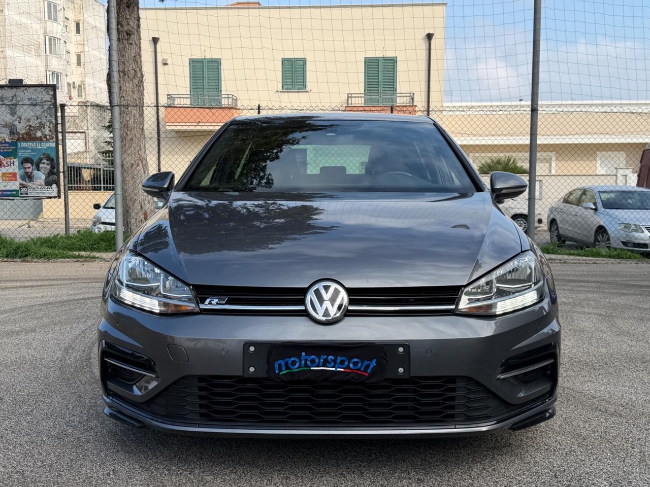 Volkswagen Golf 7.5 1.6 TDI R-Line
