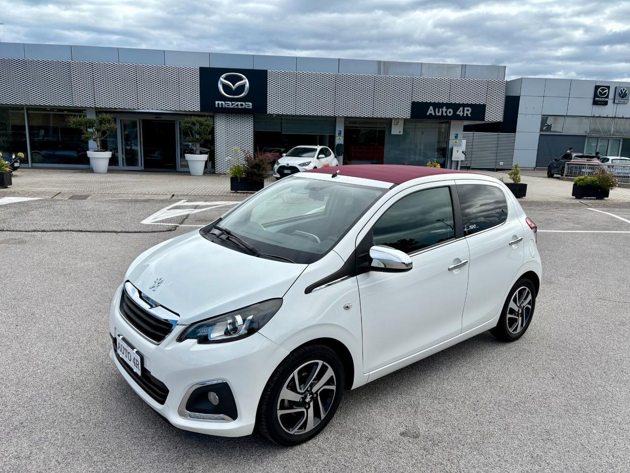 Peugeot 108 PureTech 82 5 porte Allure TOP!