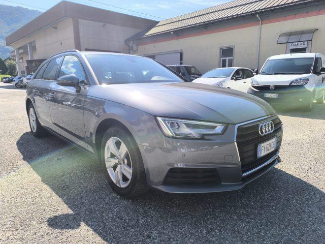 AUDI A4 Avant 35 TDI S tronic Business EURO 6B