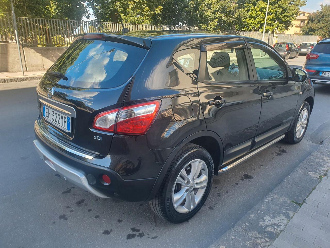 Nissan Qashqai modello Acenta