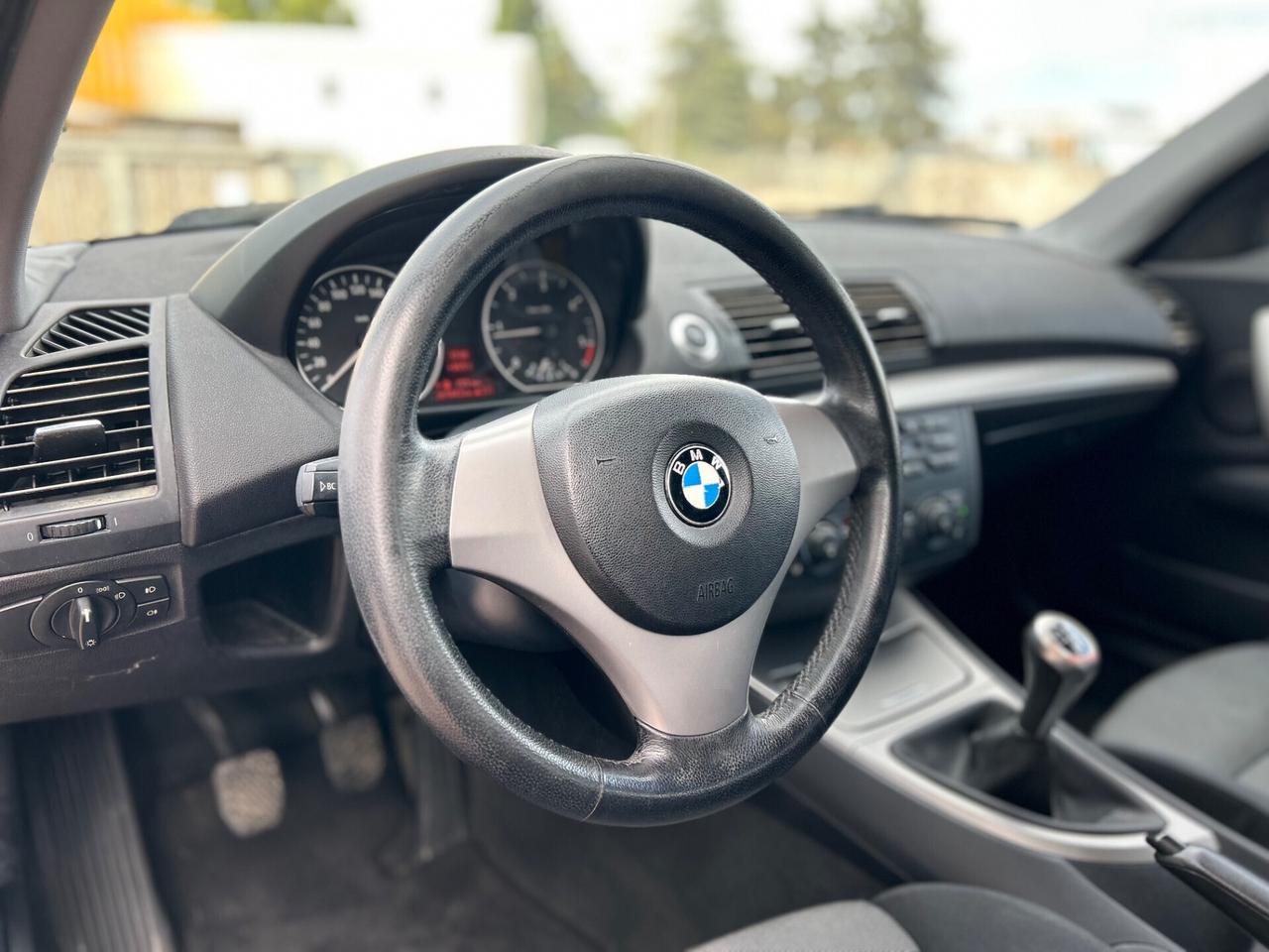 Bmw 118 118d cat 5 porte Futura