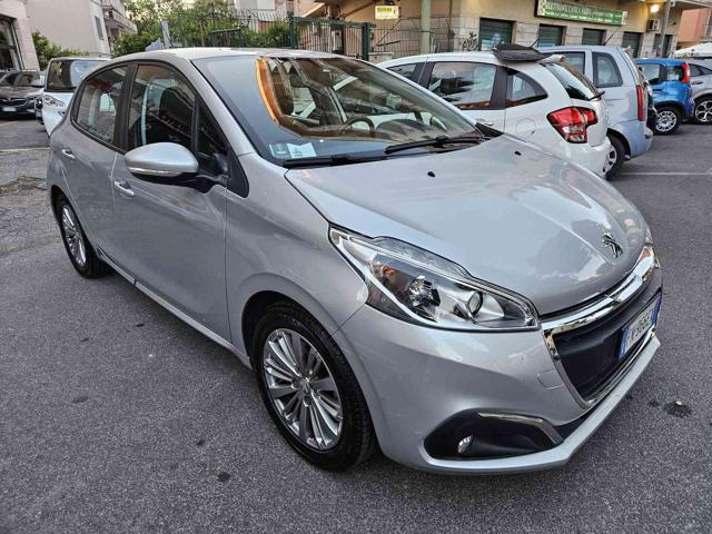 PEUGEOT 208 1° serie PureTech 82 5 porte Allure