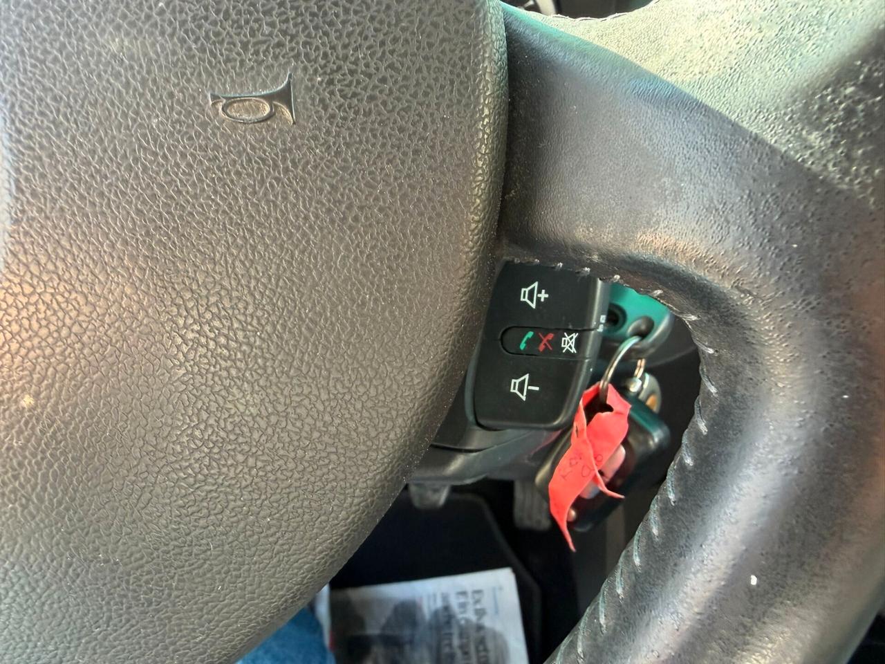 Renault Clio 1.2 16V 5 porte Live! - Anno 2011 - NEOPATENTATO