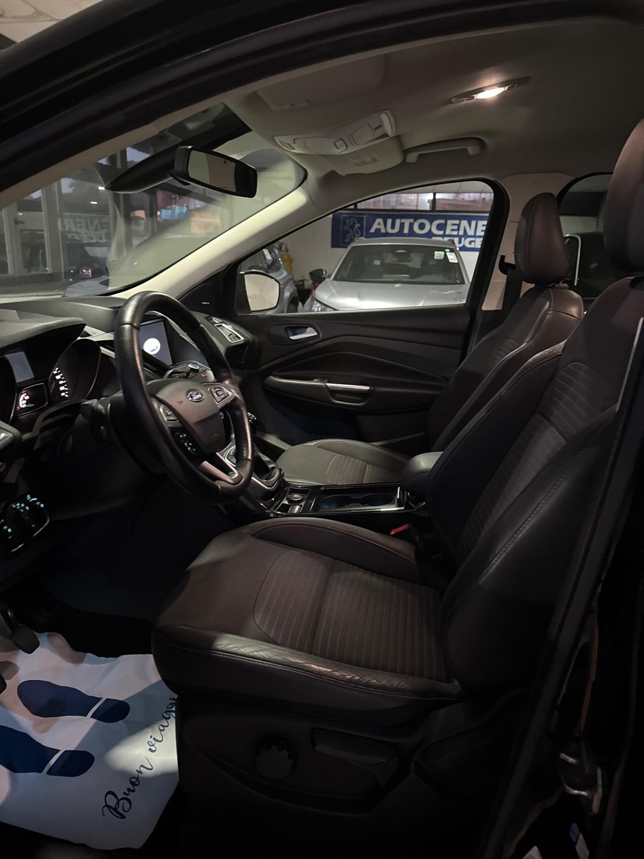 Ford Kuga 1.5 TDCI 120 CV S&S 2WD Titanium