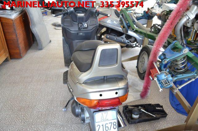 SUZUKI Burgman AN 400 400