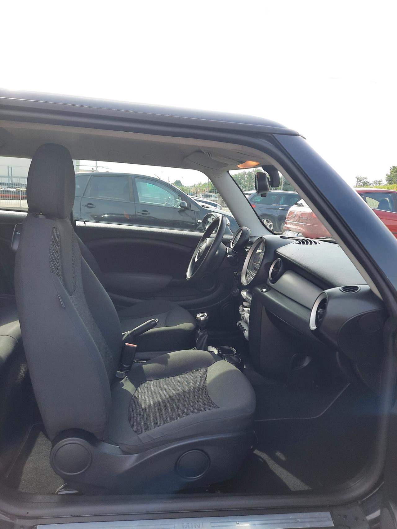 Mini 1.6 16V One (55kW) OK NEOPATENTATI