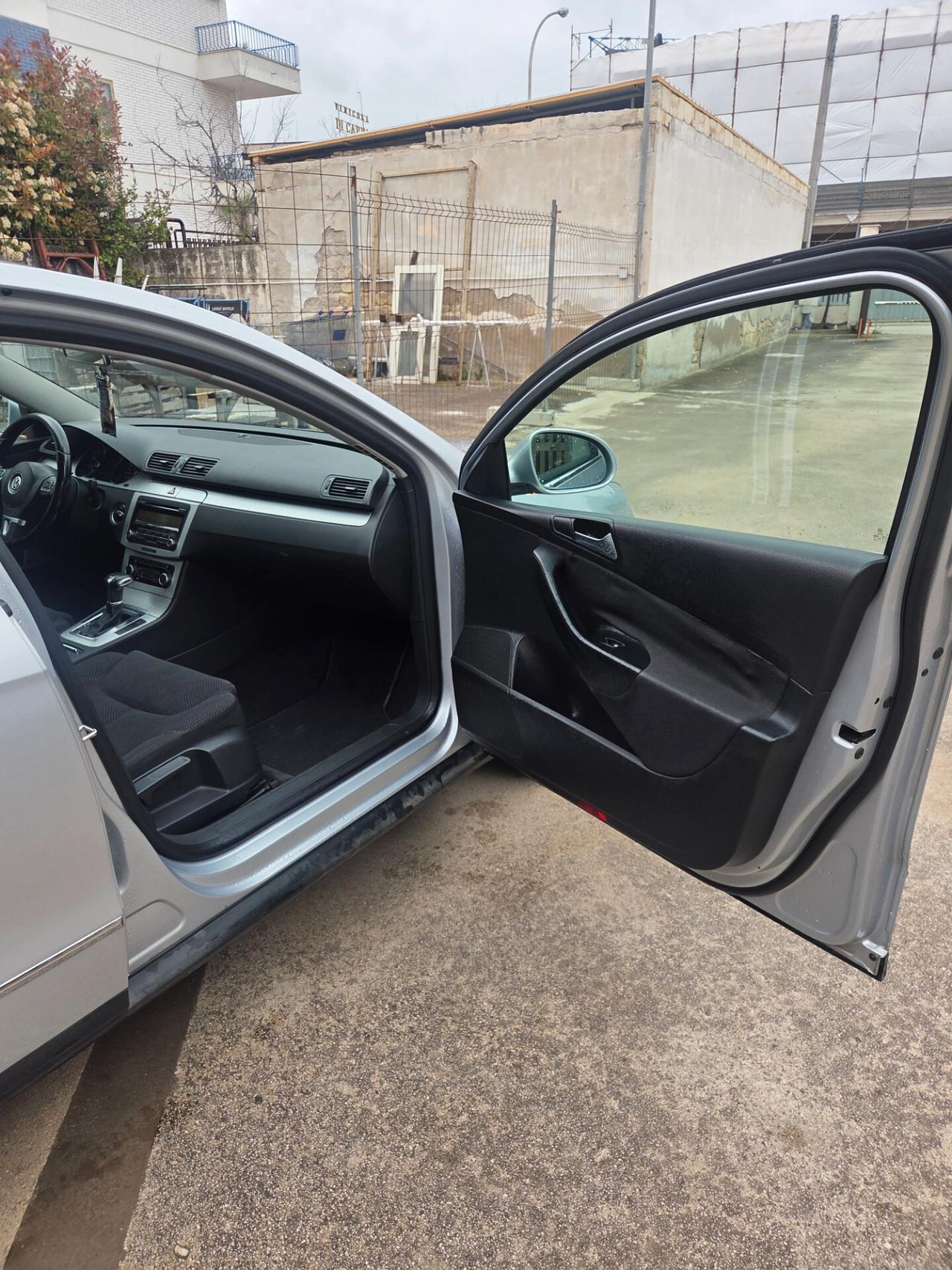 Volkswagen Passat 1.4 16V TSI Comf. EcoFuel DSG