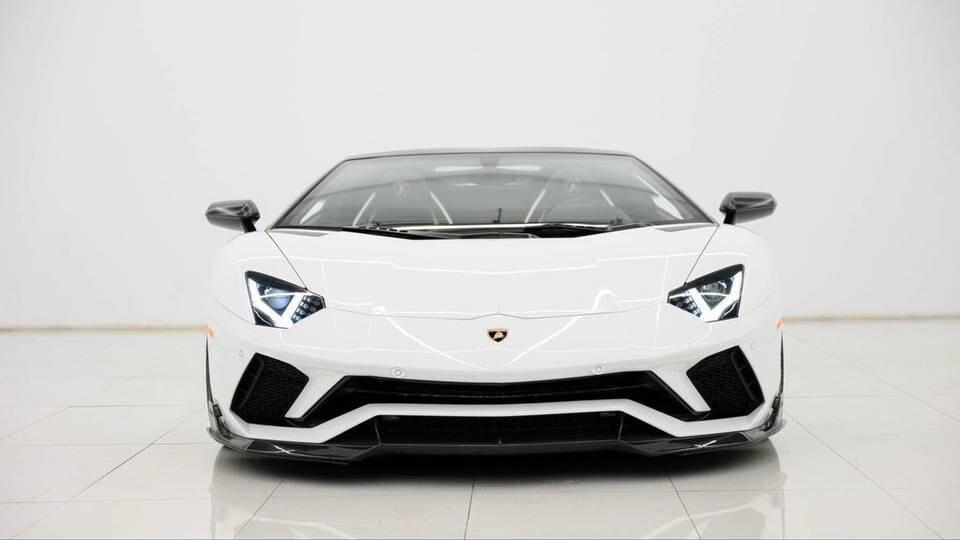 Lamborghini Aventador S6.5 V12 NOLEGGIO LUNGO TERMINE - LEASING FULL INCLUSIVE