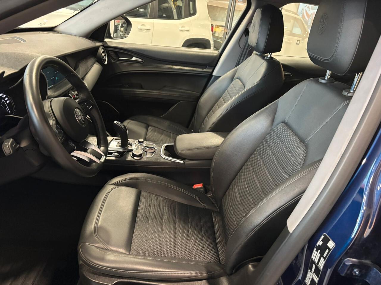 Alfa Romeo Stelvio 2.2 Turbodiesel 190 CV AT8 RWD Executive