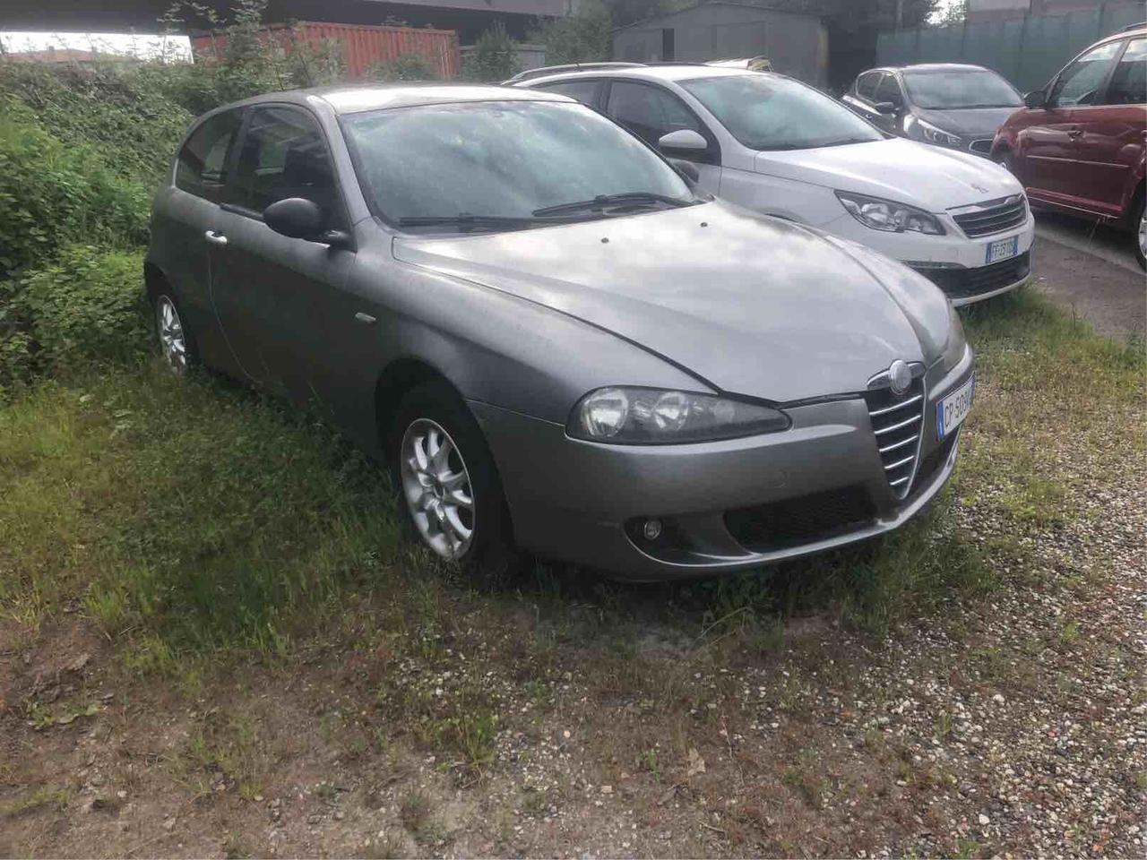 Alfa Romeo 147 1.6 GPL Twin Spark - Distinctive