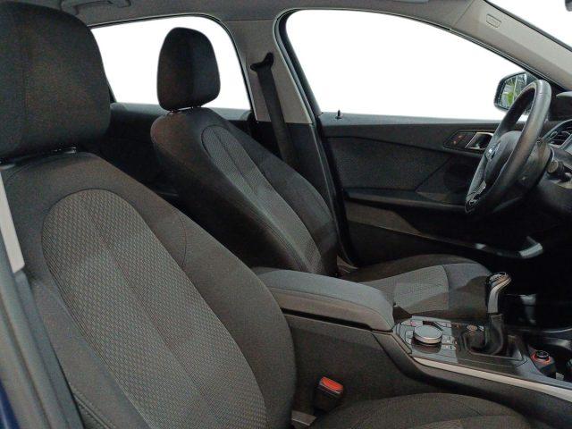 BMW 118 i 5p. Business Advantage