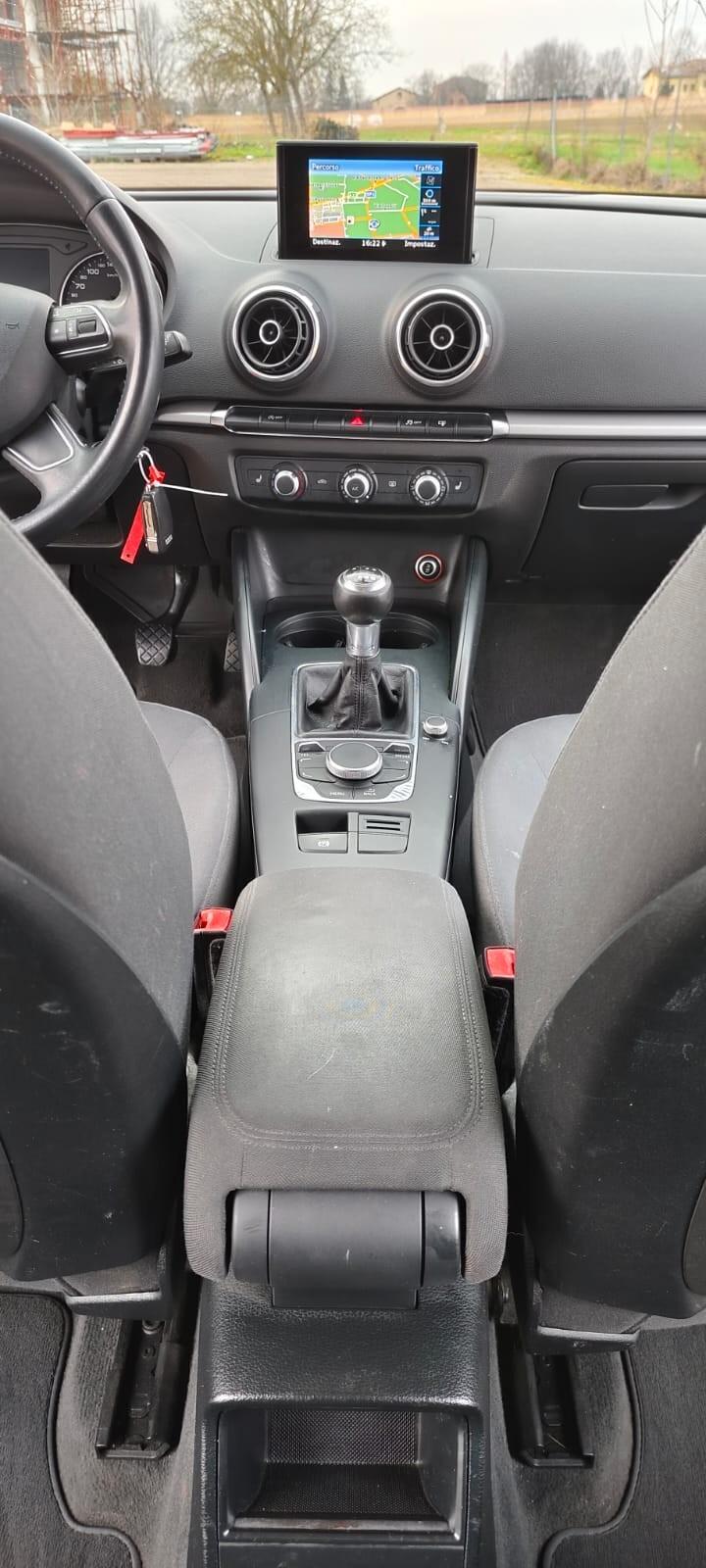 Audi A3 1.6 TDI clean diesel Attraction