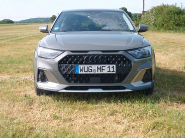 Audi A1 allstreet 25 TFSI Business