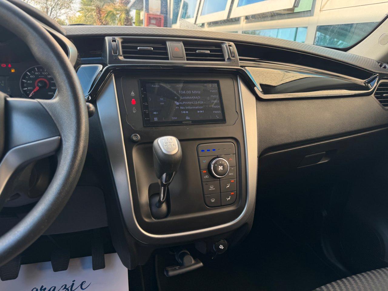 Mahindra KUV100 1.2 K8