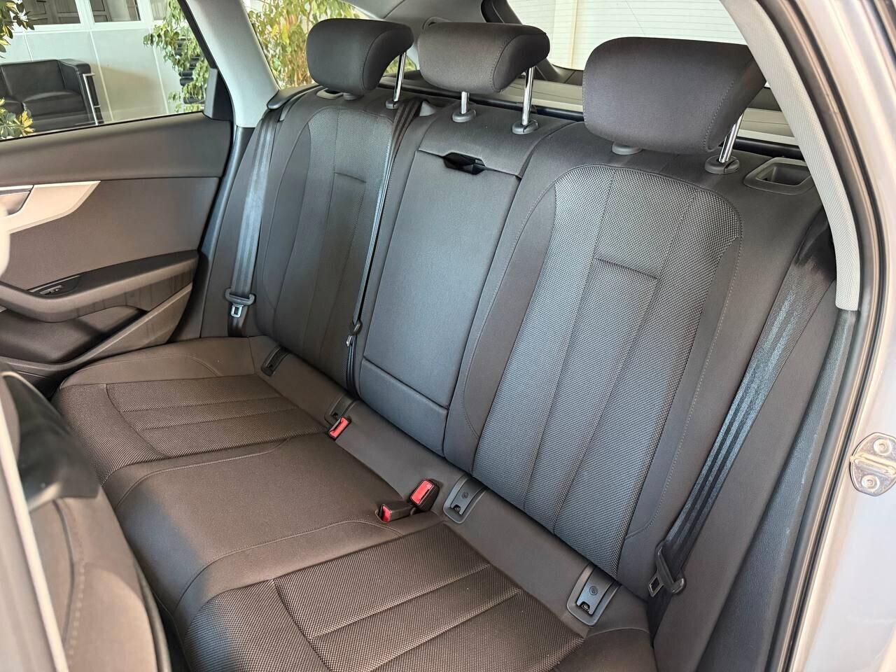 AUDI A4 AVANT 2.0 35 TDI MHEV S-TRONIC MOD. BUSINESS