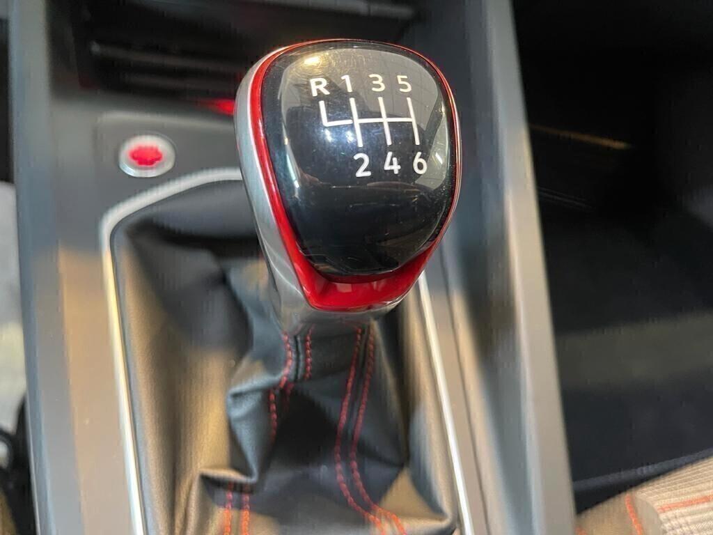 Volkswagen Golf GTI 2.0 TSI 245 cv 6mt 5p.