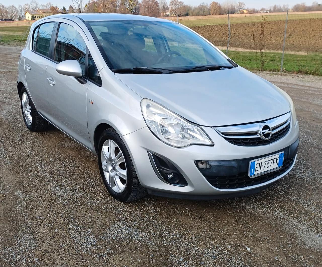 Opel Corsa 1.2 85CV 5 porte GPL-TECH Edition