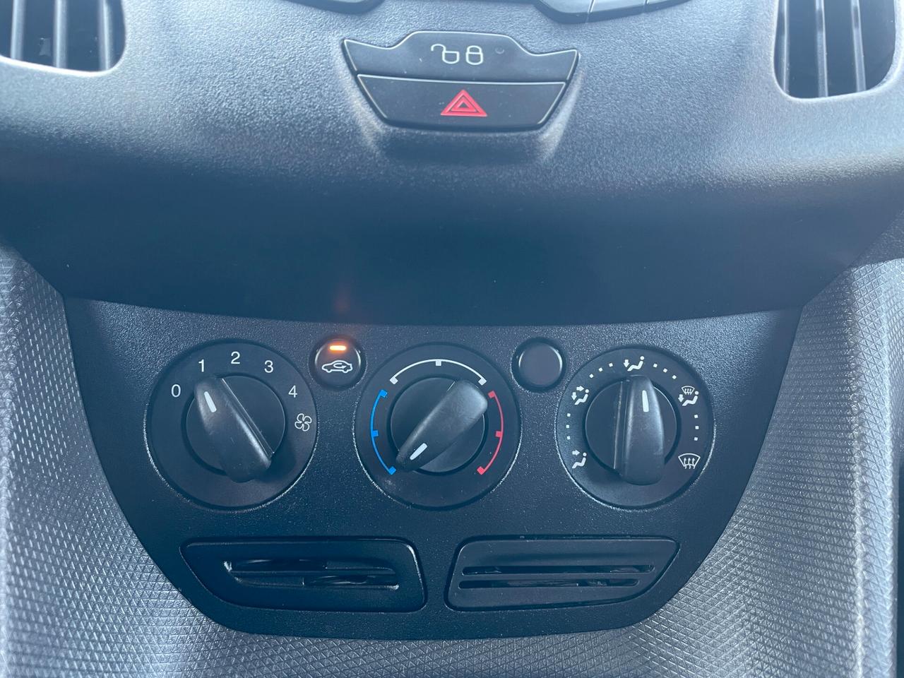 FORD Transit Connect 210 1.5 tdci 100cv Trend L2H1 E6