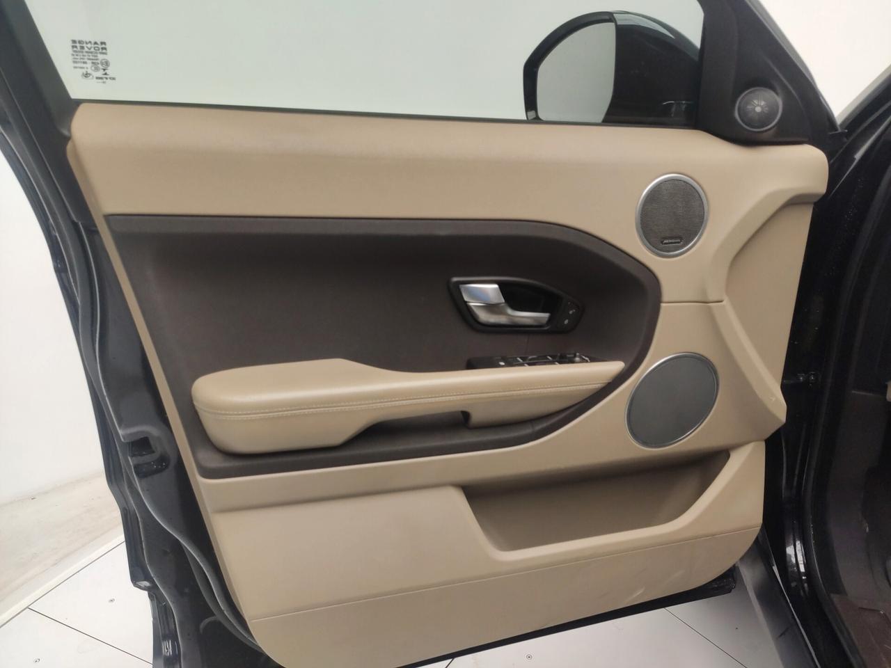 Land Rover Range Evoque 2.2 5p. PURE