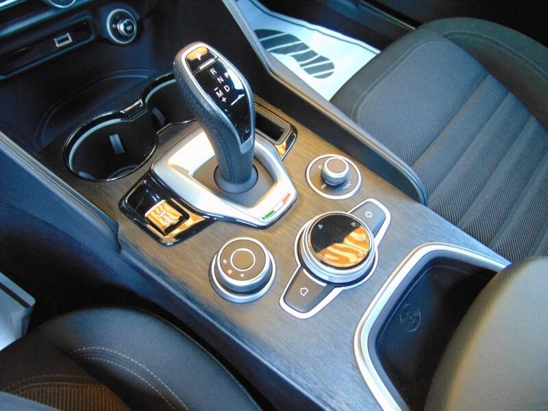 ALFA ROMEO Giulia (2016) Giulia 2.2 Turbodiesel...